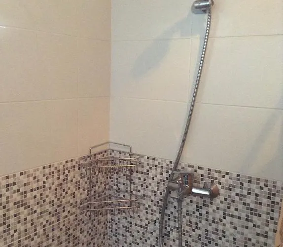 Nani House 2 2*